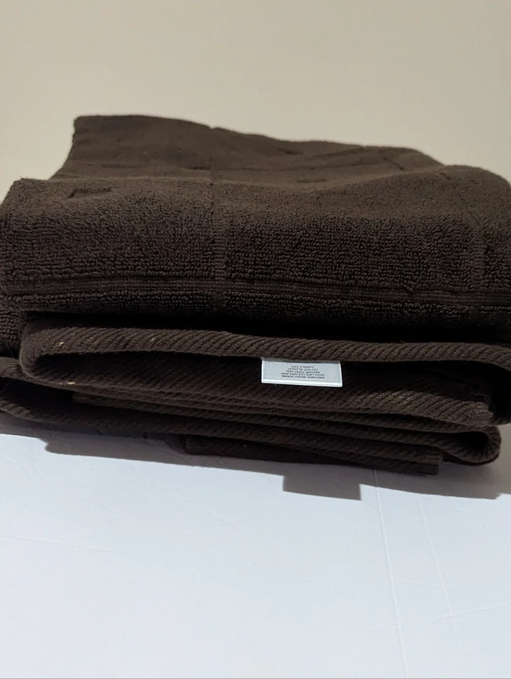 NEW Studio JCPenney Home Collection, Plush Dark Brown Grid Bath Towel.Lot Of Two